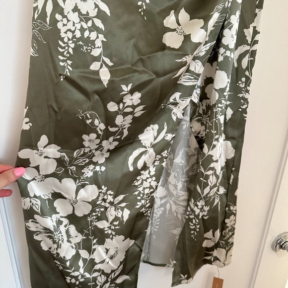 NWT Reformation Genesis Off-shoulder Silk Midi Dress Sz 2 Willow Floral Wrap - Picture 6 of 9